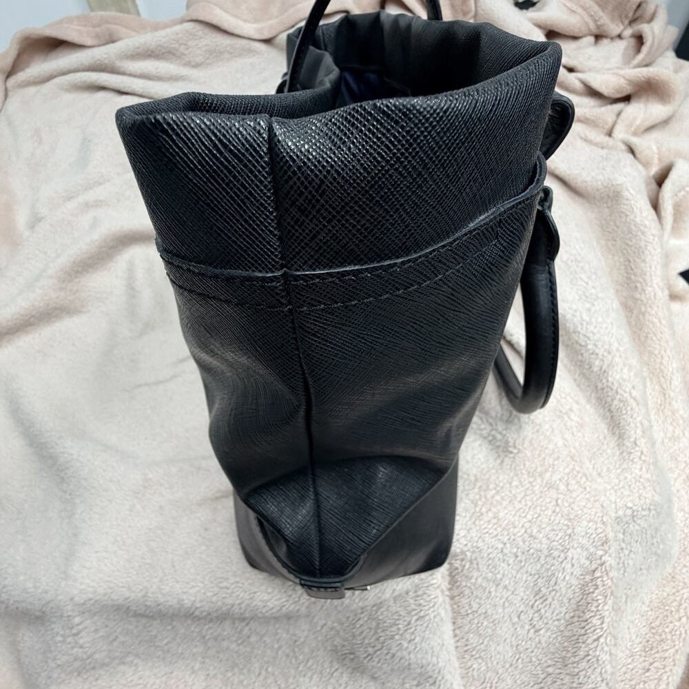 Tumi Villa Turin Black Leather Large Shopper Tote Bag Padlock Shoulder Work - Picture 5 of 13